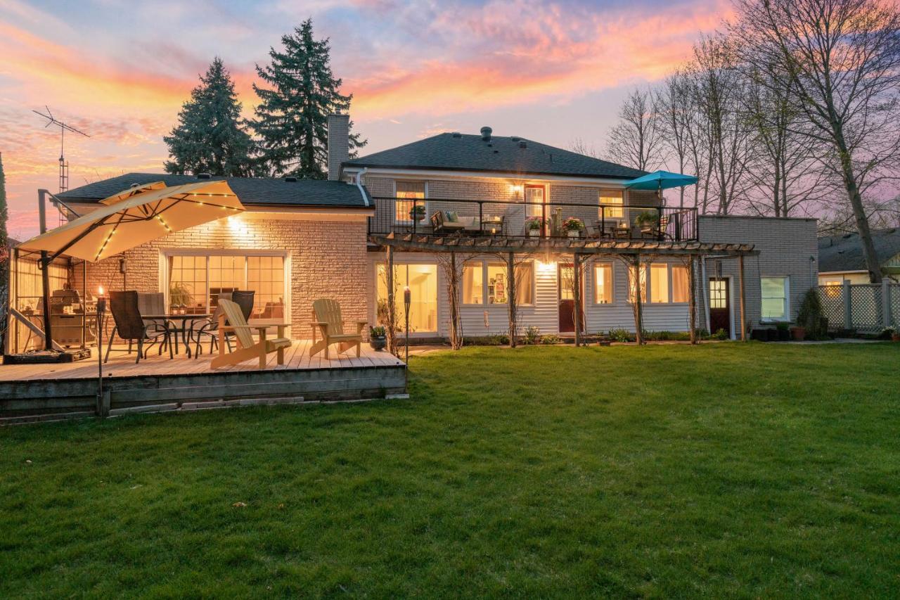 Abacot Hall Bed & Breakfast Niagara-on-the-Lake Екстериор снимка