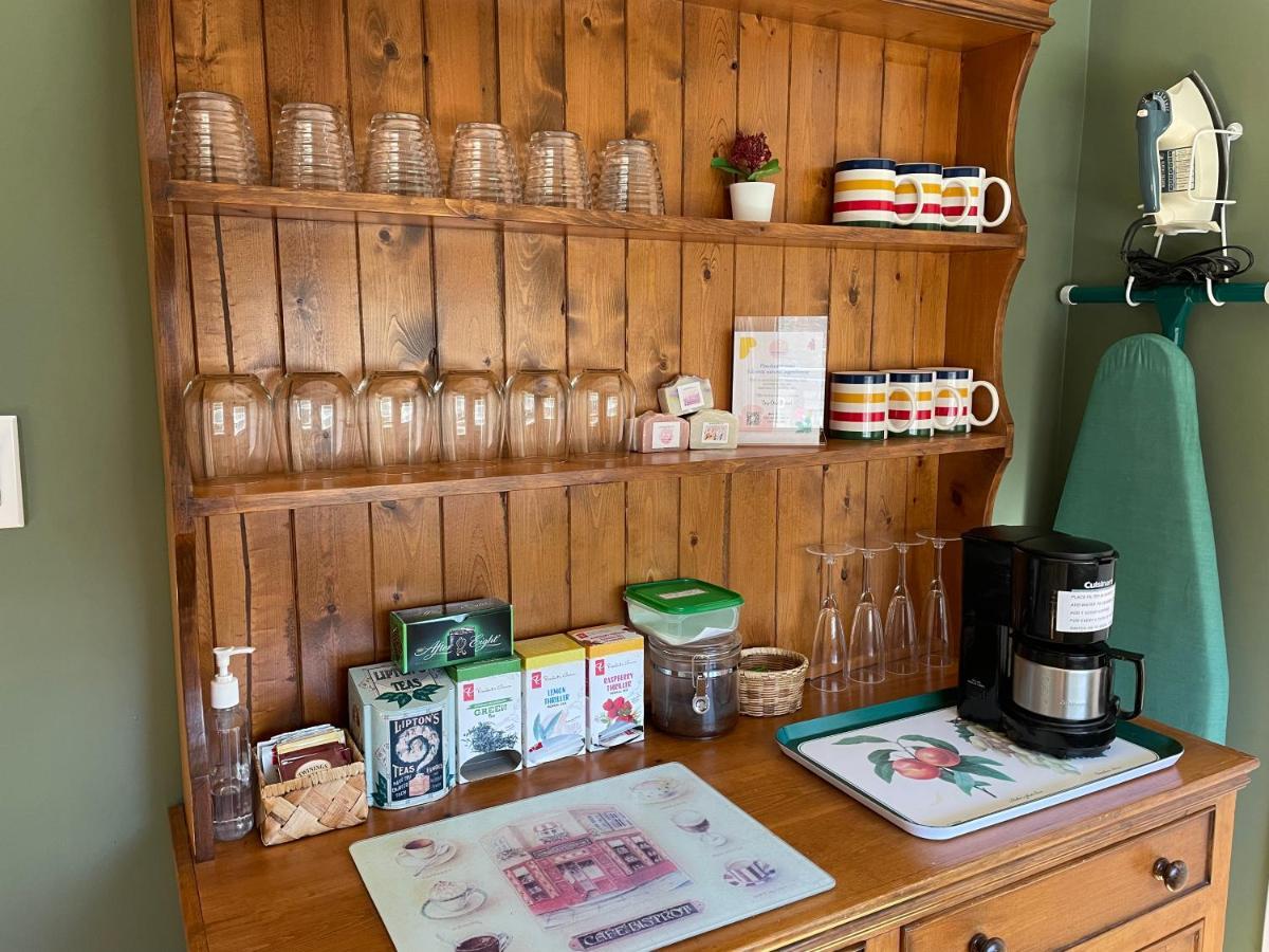 Abacot Hall Bed & Breakfast Niagara-on-the-Lake Екстериор снимка